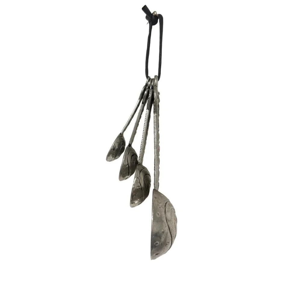 Ganz Heart Measuring Spoons Cottage Kitchen Baking Decor Pewter Tone Set of 4
